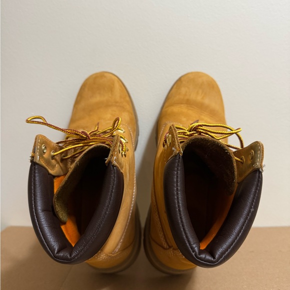 Timberland 6 inch waterproof boots! - Picture 2 of 4